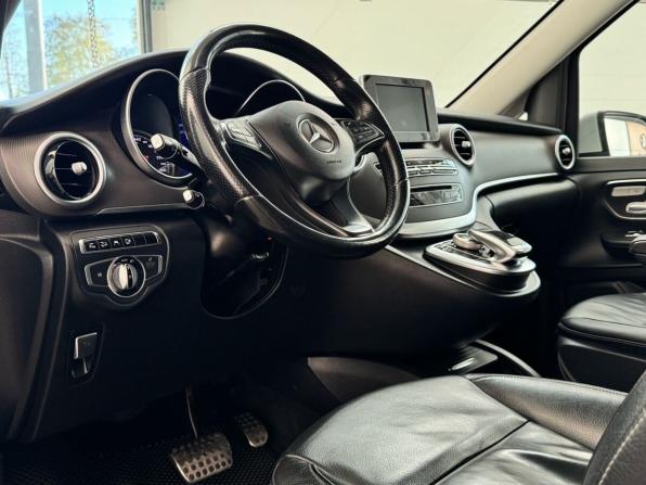 Mercedes-Benz V-Класс III (W447) с пробегом 2016 года, цена 4 200 000 рублей, 275205 км, минивэн, Автокод Объявления