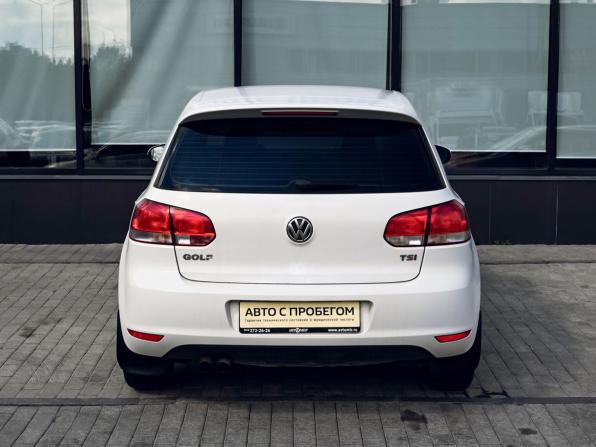 Volkswagen Golf VI с пробегом 2012 года, цена 715 000 рублей, 322848 км, хэтчбек, Автокод Объявления