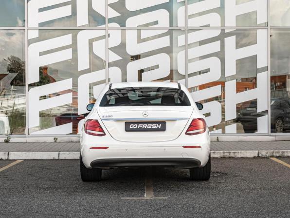 Mercedes-Benz E-Класс V (W213 S213 C238) с пробегом 2018 года, цена 1 850 000 рублей, 304391 км, седан, Автокод Объявления