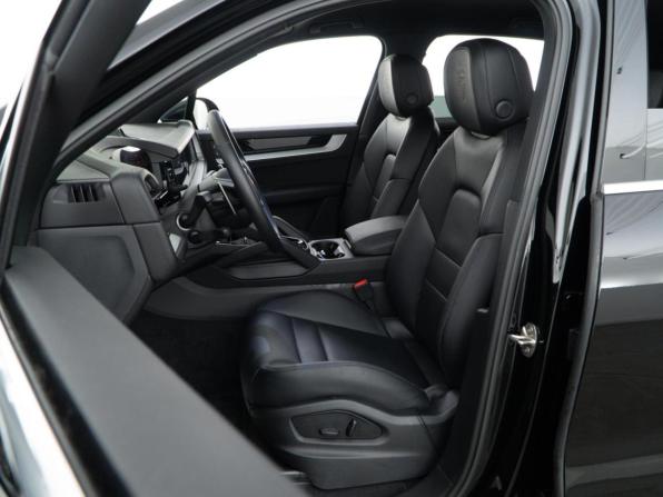 Porsche Cayenne III Рестайлинг с пробегом 2024 года, цена 15 497 077 рублей, 4442 км, внедорожник, Автокод Объявления