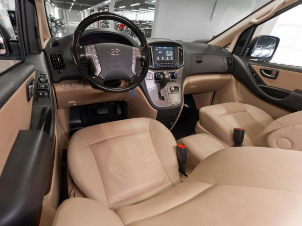 Hyundai Grand Starex I Рестайлинг 2 с пробегом 2020 года, цена 4 080 000 рублей, 71530 км, минивэн, Автокод Объявления