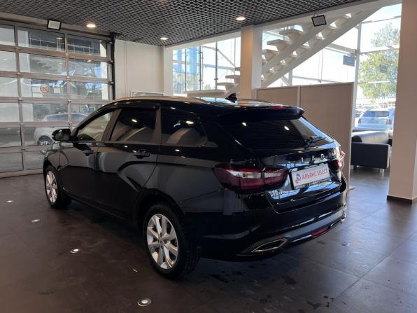Lada (ВАЗ) Vesta I Рестайлинг (NG) с пробегом 2024 года, цена 1 666 000 рублей, 30441 км, универсал, Автокод Объявления