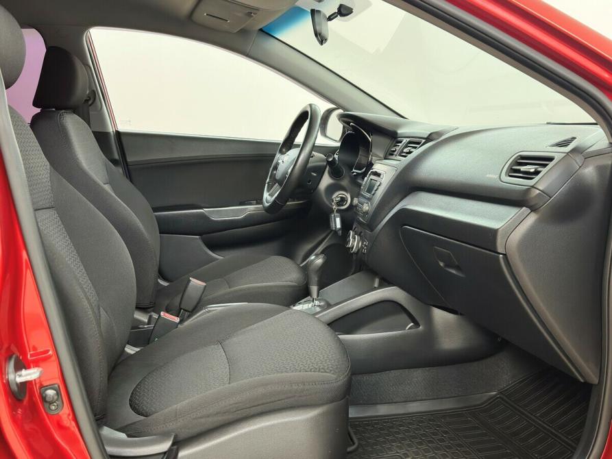 Kia Rio III Москва  - изображение 10