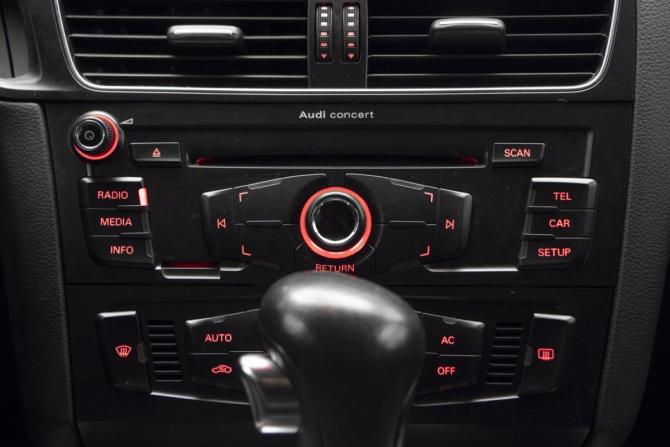 Audi Q5 I (8R) с пробегом 2011 года, цена 1 550 000 рублей, 119539 км, внедорожник, Автокод Объявления