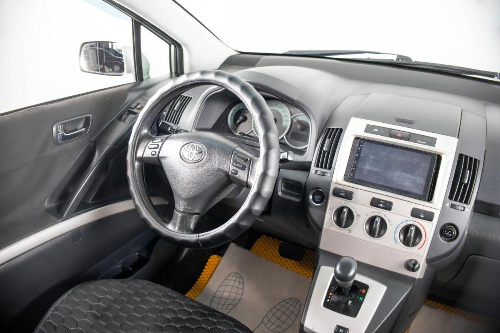 Toyota Corolla Verso I Рестайлинг 2 Пермь  - изображение 12