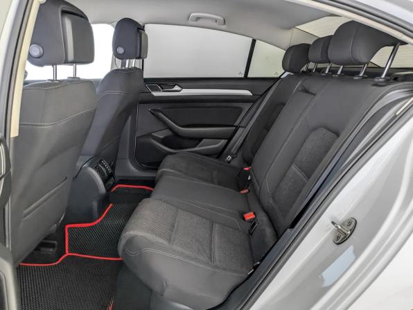 Volkswagen Passat B8 с пробегом 2019 года, цена 2 190 000 рублей, 116847 км, седан, Автокод Объявления