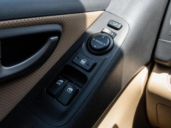 Hyundai H-1 II Рестайлинг 2 с пробегом 2021 года, цена 3 830 000 рублей, 96309 км, минивэн, Автокод Объявления