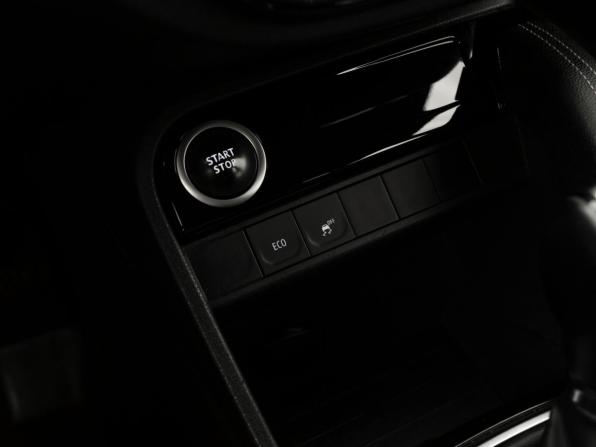 Renault Kaptur I Рестайлинг с пробегом 2021 года, цена 1 570 000 рублей, 81519 км, внедорожник, Автокод Объявления
