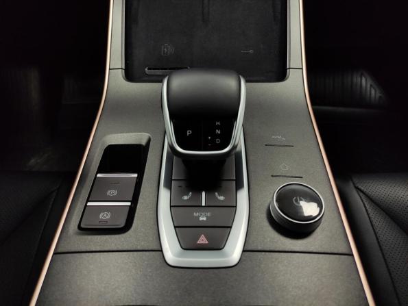 Omoda C5 I Рестайлинг с пробегом 2024 года, цена 1 636 000 рублей, 61224 км, внедорожник, Автокод Объявления