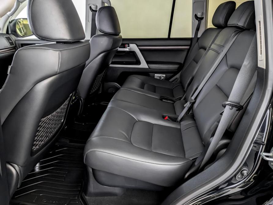Toyota Land Cruiser 200 Series Рестайлинг 2 Москва  - изображение 13