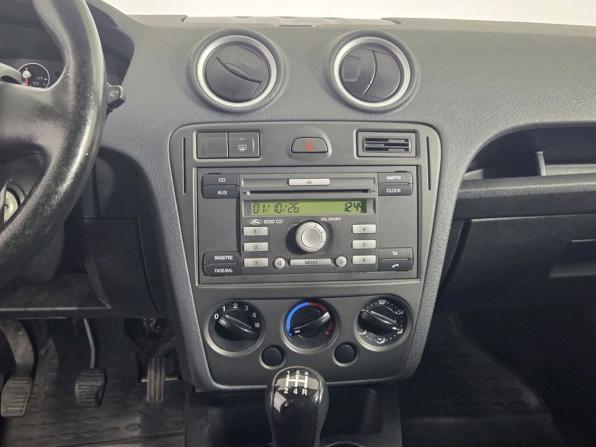 Ford Fusion I Рестайлинг с пробегом 2007 года, цена 349 000 рублей, 140000 км, хэтчбек, Автокод Объявления