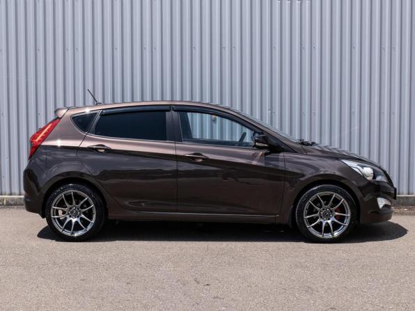 Hyundai Solaris I Рестайлинг с пробегом 2014 года, цена 1 370 000 рублей, 87340 км, хэтчбек, Автокод Объявления
