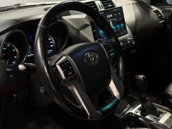 Toyota Land Cruiser Prado 150 Series Рестайлинг 1 с пробегом 2016 года, цена 3 830 000 рублей, 186157 км, внедорожник, Автокод Объявления
