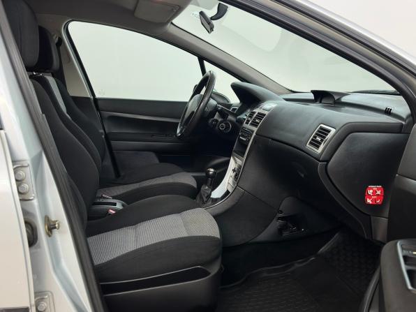 Peugeot 307 I Рестайлинг с пробегом 2006 года, цена 400 000 рублей, 195028 км, хэтчбек, Автокод Объявления
