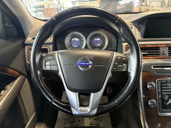 Volvo XC70 II с пробегом 2011 года, цена 1 305 400 рублей, 233983 км, универсал, Автокод Объявления