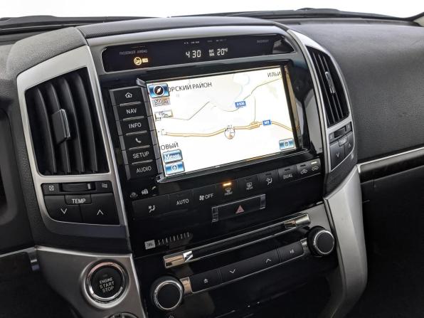 Toyota Land Cruiser 200 Series Рестайлинг 1 с пробегом 2013 года, цена 4 000 000 рублей, 239075 км, внедорожник, Автокод Объявления