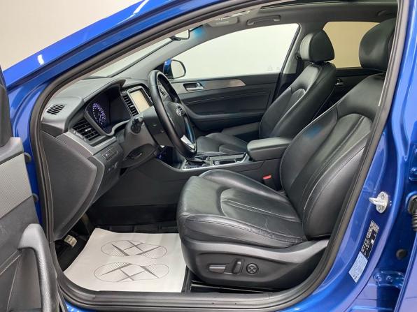 Hyundai Sonata VII (LF) Рестайлинг с пробегом 2018 года, цена 1 599 000 рублей, 191494 км, седан, Автокод Объявления