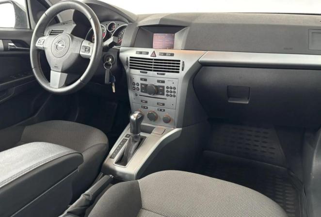 Opel Astra H Рестайлинг с пробегом 2014 года, цена 795 000 рублей, 121275 км, хэтчбек, Автокод Объявления