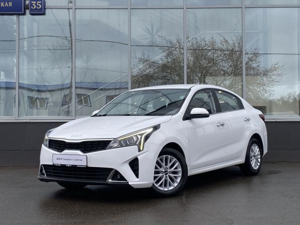 Kia Rio IV Рестайлинг с пробегом 2022 года, цена 1 599 000 рублей, 80500 км, седан, Автокод Объявления
