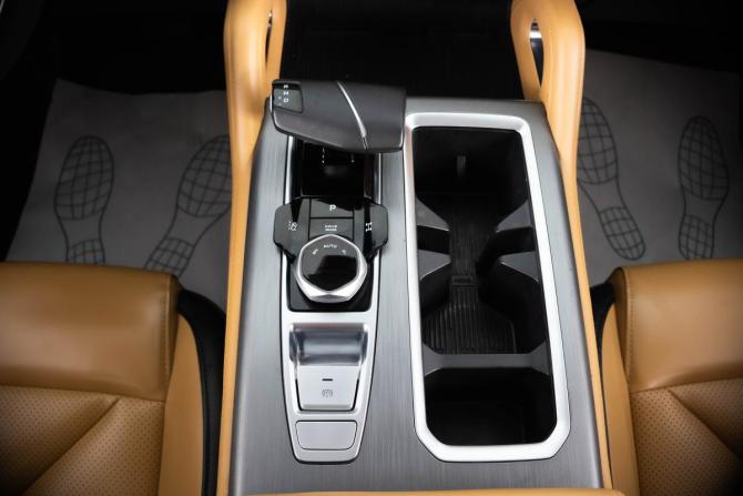 Changan Hunter Plus с пробегом 2023 года, цена 2 899 000 рублей, 63000 км, offers.body_type.unknown, Автокод Объявления
