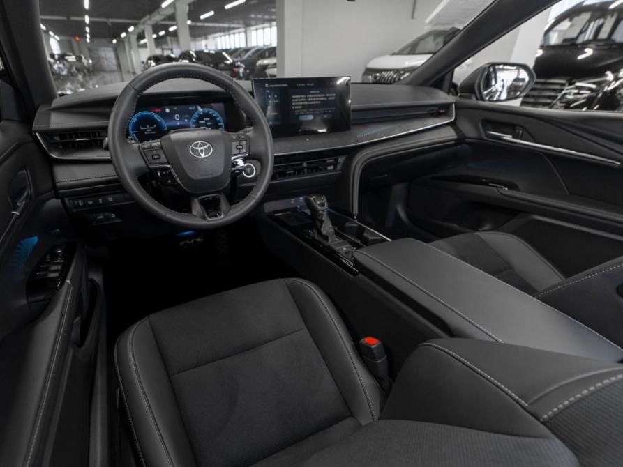 Toyota Camry IX (XV80) China Market Москва  - изображение 7
