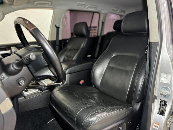 Toyota Land Cruiser 200 Series Рестайлинг 2 с пробегом 2018 года, цена 5 399 000 рублей, 220541 км, внедорожник, Автокод Объявления
