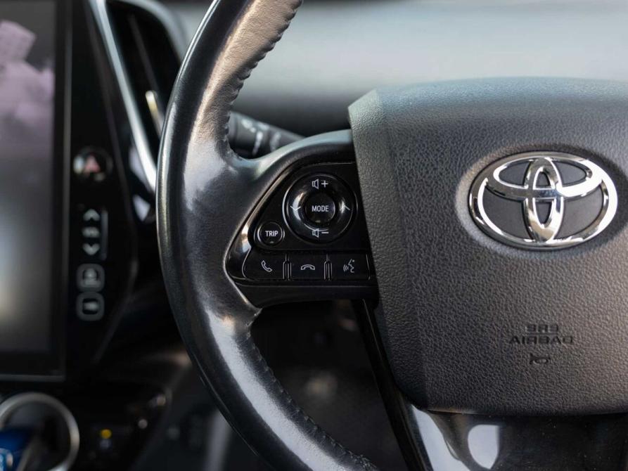Toyota Prius IV (XW50) Новосибирск  - изображение 12