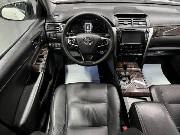 Toyota Camry VII (XV50) Рестайлинг с пробегом 2015 года, цена 1 680 000 рублей, 186182 км, седан, Автокод Объявления