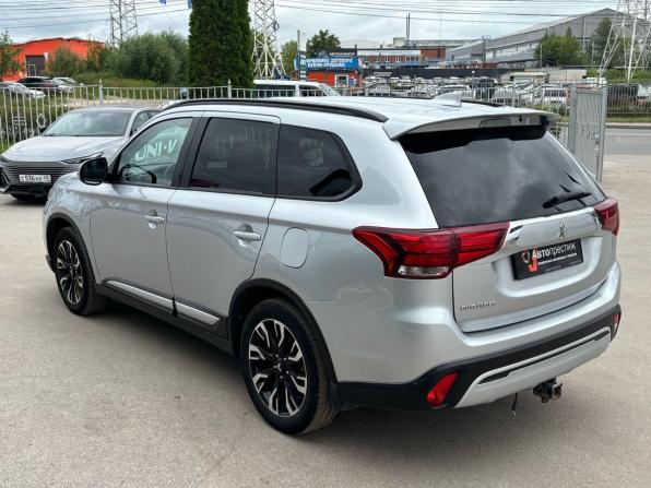 Mitsubishi Outlander III Рестайлинг 3 с пробегом 2021 года, цена 2 090 000 рублей, 149612 км, внедорожник, Автокод Объявления