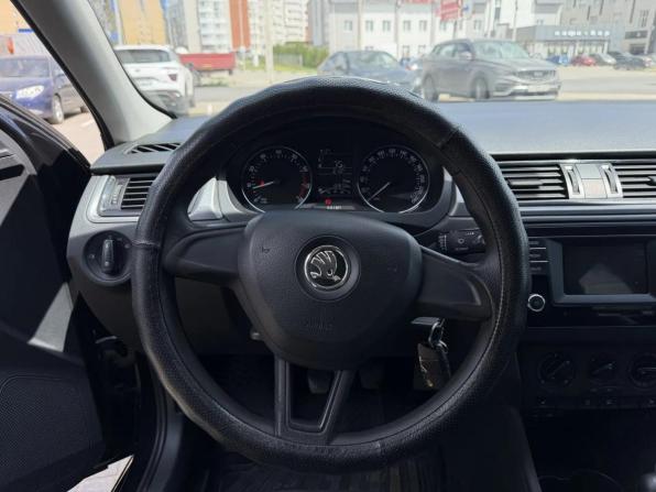 Skoda Rapid I с пробегом 2016 года, цена 930 000 рублей, 134675 км, лифтбек, Автокод Объявления