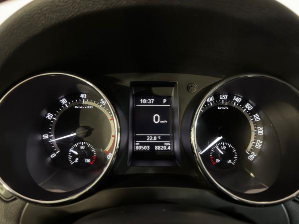 Skoda Yeti I Рестайлинг с пробегом 2017 года, цена 1 549 900 рублей, 80503 км, внедорожник, Автокод Объявления