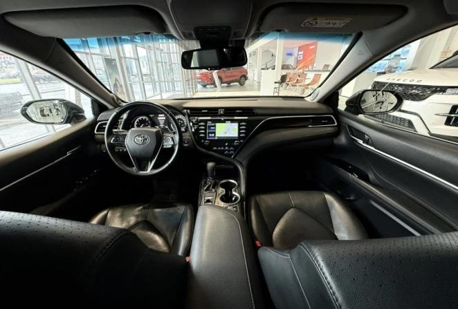 Toyota Camry VII (XV50) Рестайлинг 2 с пробегом 2018 года, цена 2 850 000 рублей, 103500 км, седан, Автокод Объявления