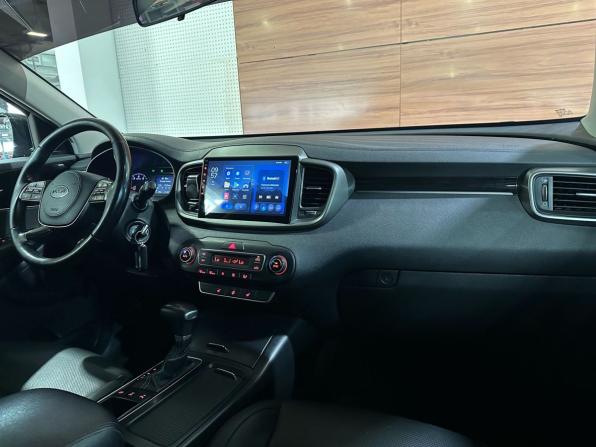Kia Sorento III Prime Рестайлинг с пробегом 2018 года, цена 2 699 990 рублей, 111017 км, внедорожник, Автокод Объявления