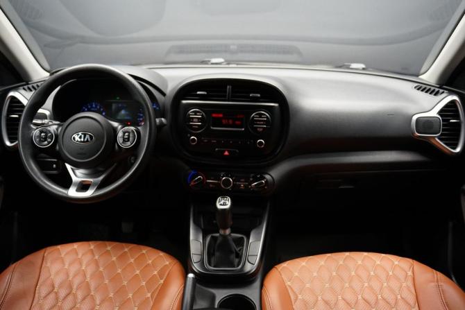 Kia Soul III с пробегом 2019 года, цена 1 590 000 рублей, 130000 км, хэтчбек, Автокод Объявления