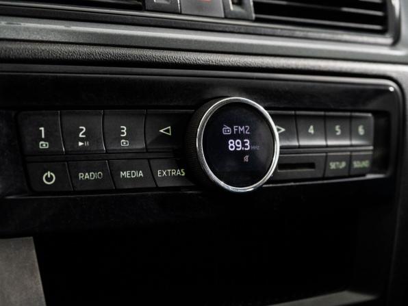 Skoda Rapid I с пробегом 2016 года, цена 499 500 рублей, 295410 км, лифтбек, Автокод Объявления