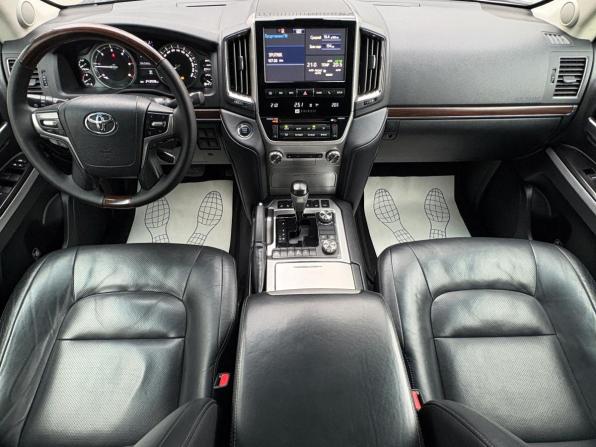 Toyota Land Cruiser 200 Series Рестайлинг 2 с пробегом 2016 года, цена 5 260 000 рублей, 243927 км, внедорожник, Автокод Объявления