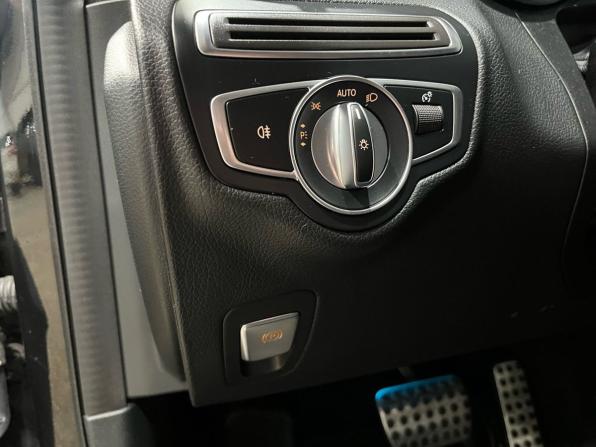 Mercedes-Benz C-Класс IV (W205) с пробегом 2018 года, цена 2 680 000 рублей, 151733 км, седан, Автокод Объявления