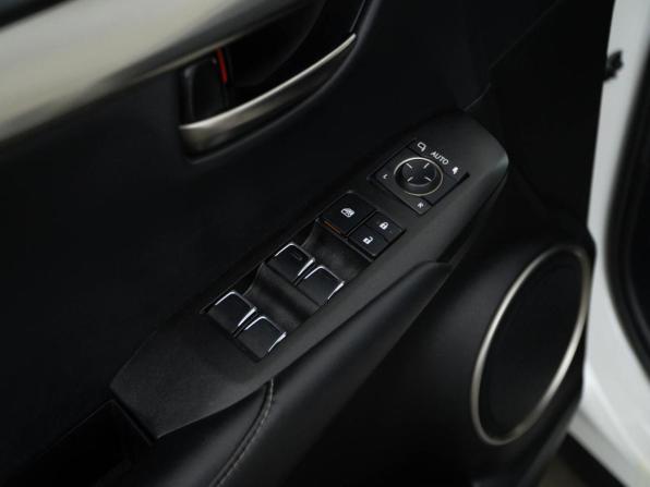 Lexus NX I Рестайлинг с пробегом 2017 года, цена 2 897 444 рубля, 144004 км, внедорожник, Автокод Объявления