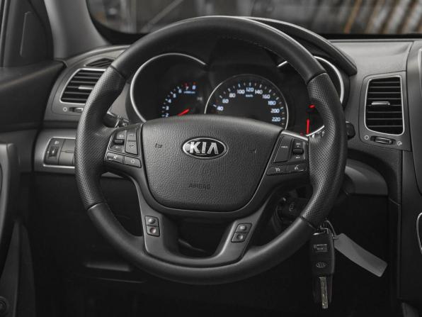 Kia Sorento II Рестайлинг с пробегом 2013 года, цена 1 449 000 рублей, 176300 км, внедорожник, Автокод Объявления