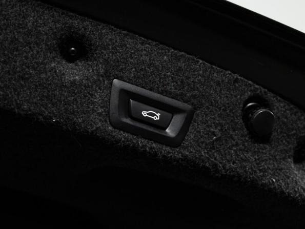 BMW 5 серии VI (F10/F11/F07) Рестайлинг с пробегом 2013 года, цена 1 989 700 рублей, 150933 км, седан, Автокод Объявления