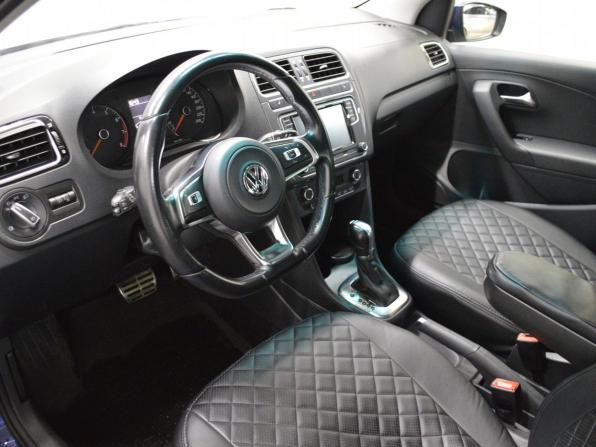 Volkswagen Polo V Рестайлинг с пробегом 2018 года, цена 1 150 000 рублей, 94222 км, седан, Автокод Объявления