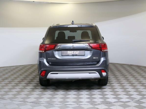Mitsubishi Outlander III Рестайлинг 3 с пробегом 2020 года, цена 1 990 000 рублей, 190497 км, внедорожник, Автокод Объявления