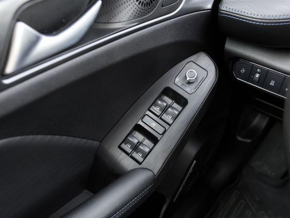 Haval Jolion I с пробегом 2023 года, цена 1 714 000 рублей, 119977 км, внедорожник, Автокод Объявления