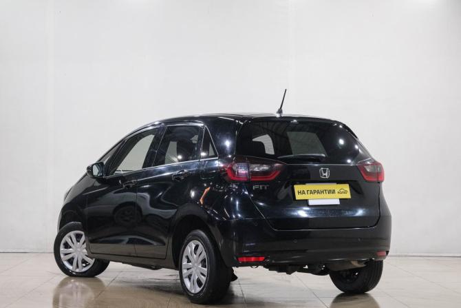 Honda Fit IV с пробегом 2021 года, цена 1 644 000 рублей, 86000 км, хэтчбек, Автокод Объявления