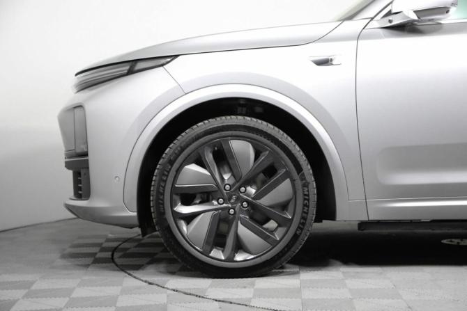 Новый Li Auto (Lixiang) L7 I Рестайлинг 2025 года, цена 10 690 000 рублей, внедорожник, Автокод Объявления