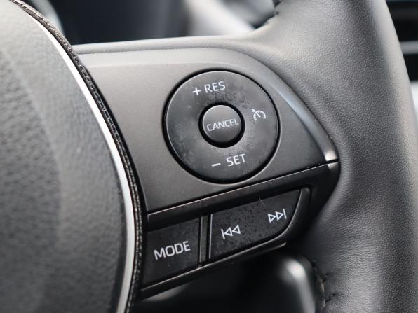 Toyota RAV4 V (XA50) с пробегом 2021 года, цена 3 399 000 рублей, 102028 км, внедорожник, Автокод Объявления