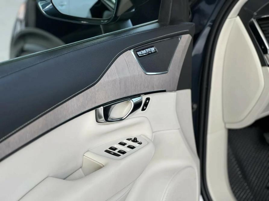 Volvo XC90 II Рестайлинг 1 Екатеринбург  - изображение 28