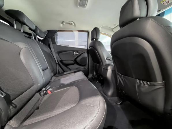Hyundai ix35 I Рестайлинг с пробегом 2014 года, цена 1 047 000 рублей, 240878 км, внедорожник, Автокод Объявления