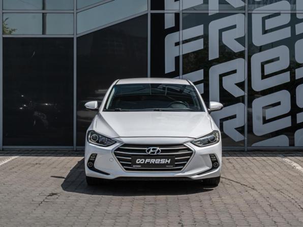 Hyundai Elantra VI (AD) с пробегом 2018 года, цена 1 395 000 рублей, 170867 км, седан, Автокод Объявления
