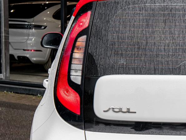Kia Soul II Рестайлинг с пробегом 2018 года, цена 1 487 000 рублей, 150744 км, хэтчбек, Автокод Объявления